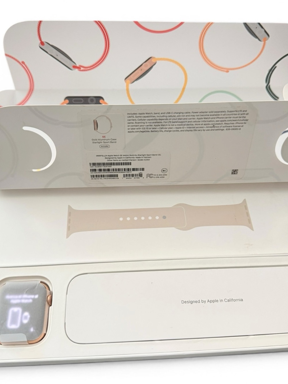 Apple Watch SE 44mm Gold Cellular- Reset- Read Description - Picture 9 of 11